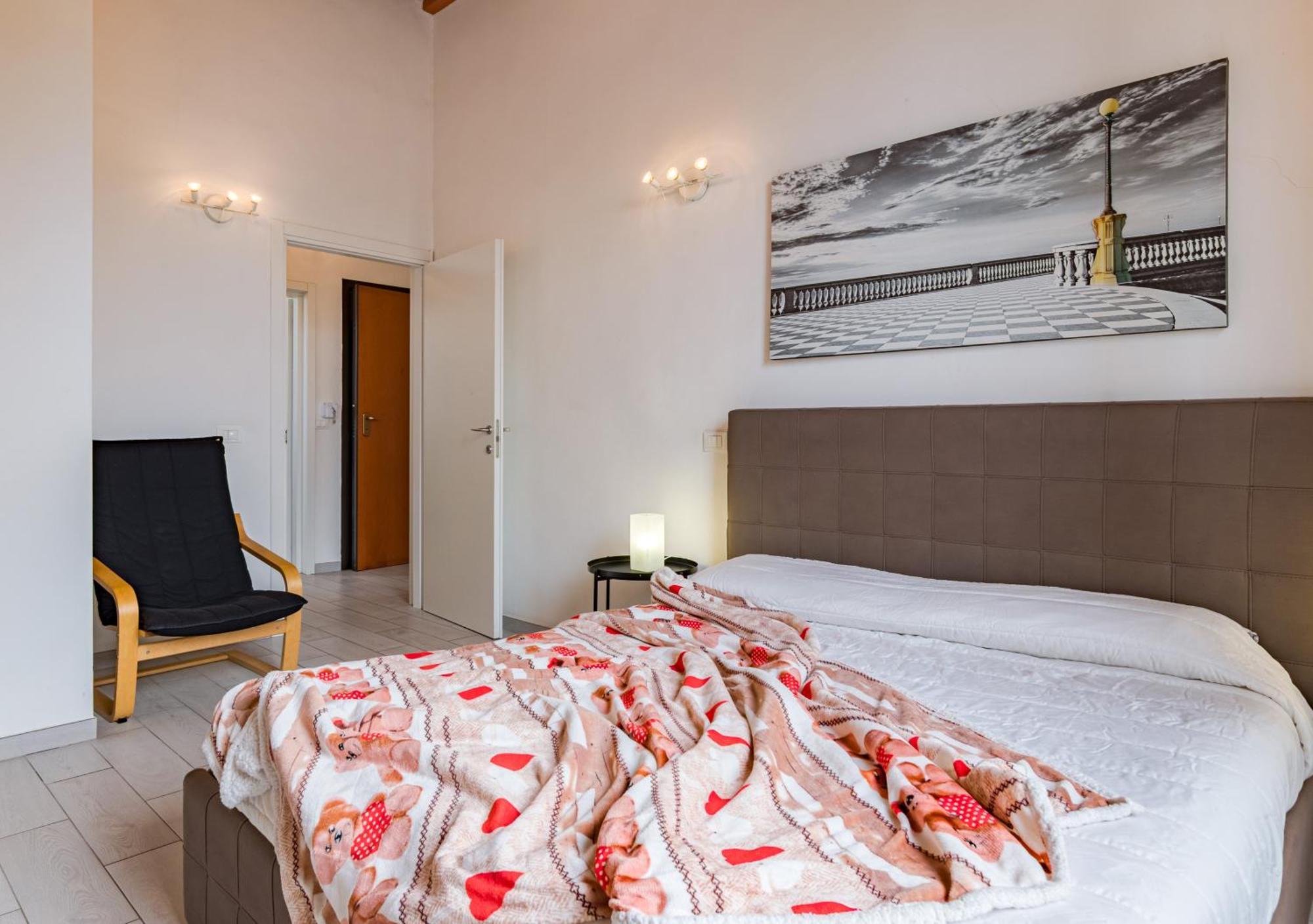 Casa Mya-Relax Al Porto, Wifi Veloce E Clima Appartement Livorno Buitenkant foto