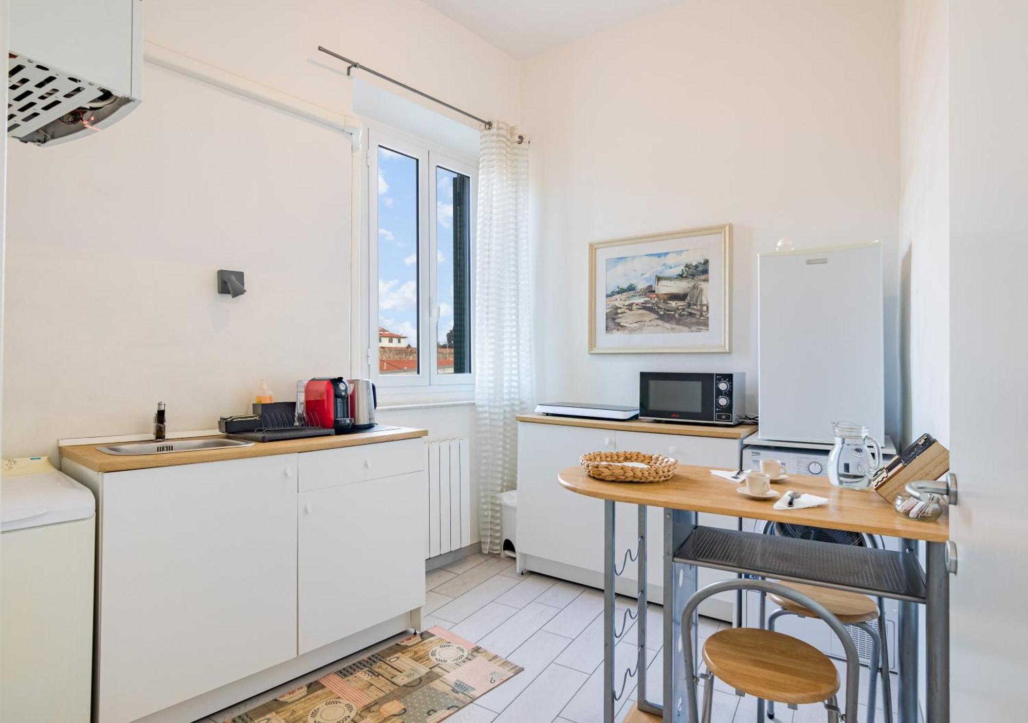 Casa Mya-Relax Al Porto, Wifi Veloce E Clima Appartement Livorno Buitenkant foto