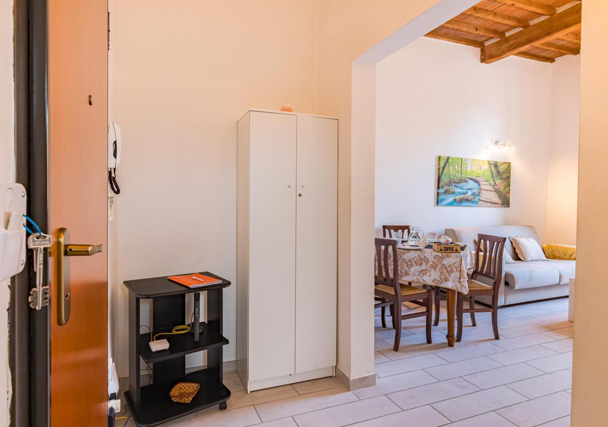 Casa Mya-Relax Al Porto, Wifi Veloce E Clima Appartement Livorno Buitenkant foto